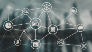 Mala integración de datos generando dashboards contradictorios en una empresa